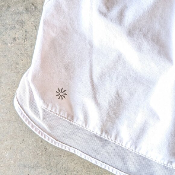 Athleta White Mesh Racer Run 4" Short large - Picture 7 of 9